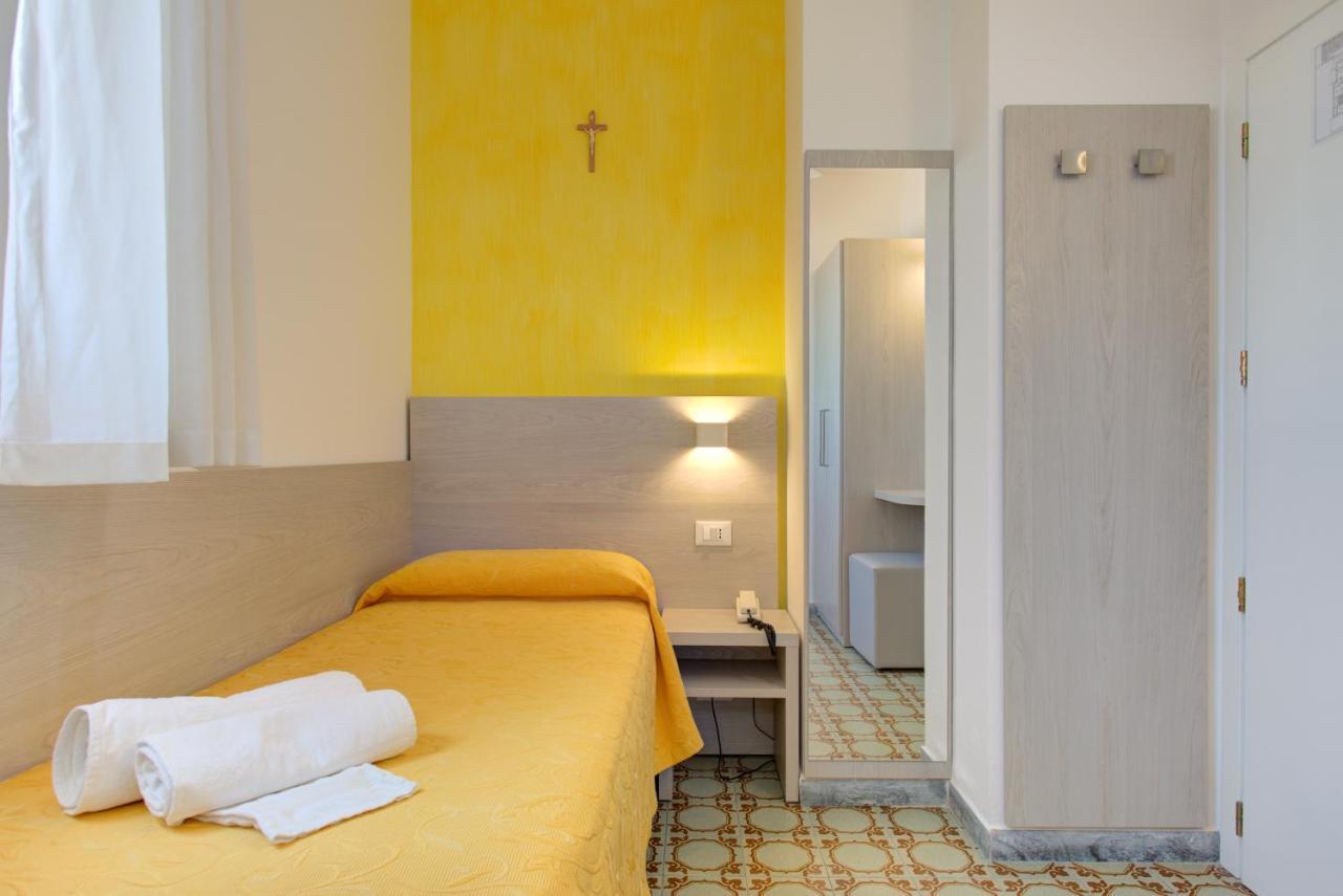 Hotel Nella Rimini Ngoại thất bức ảnh